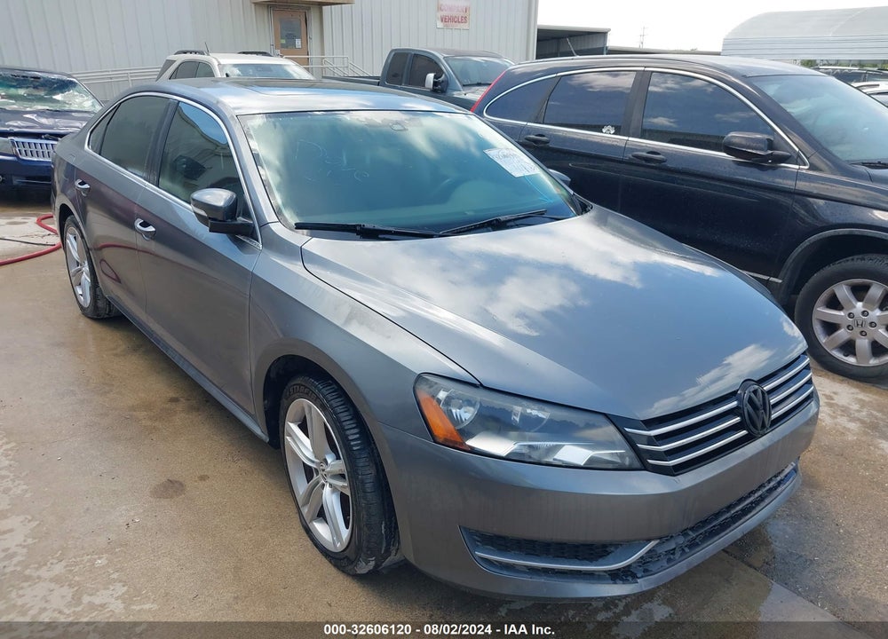 2014 VOLKSWAGEN PASSAT 1.8T SE VIN: 1VWBS7A34EC050634
