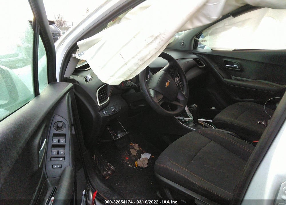 2020 CHEVROLET TRAX FWD LS VIN: 3GNCJKSB9LL161322