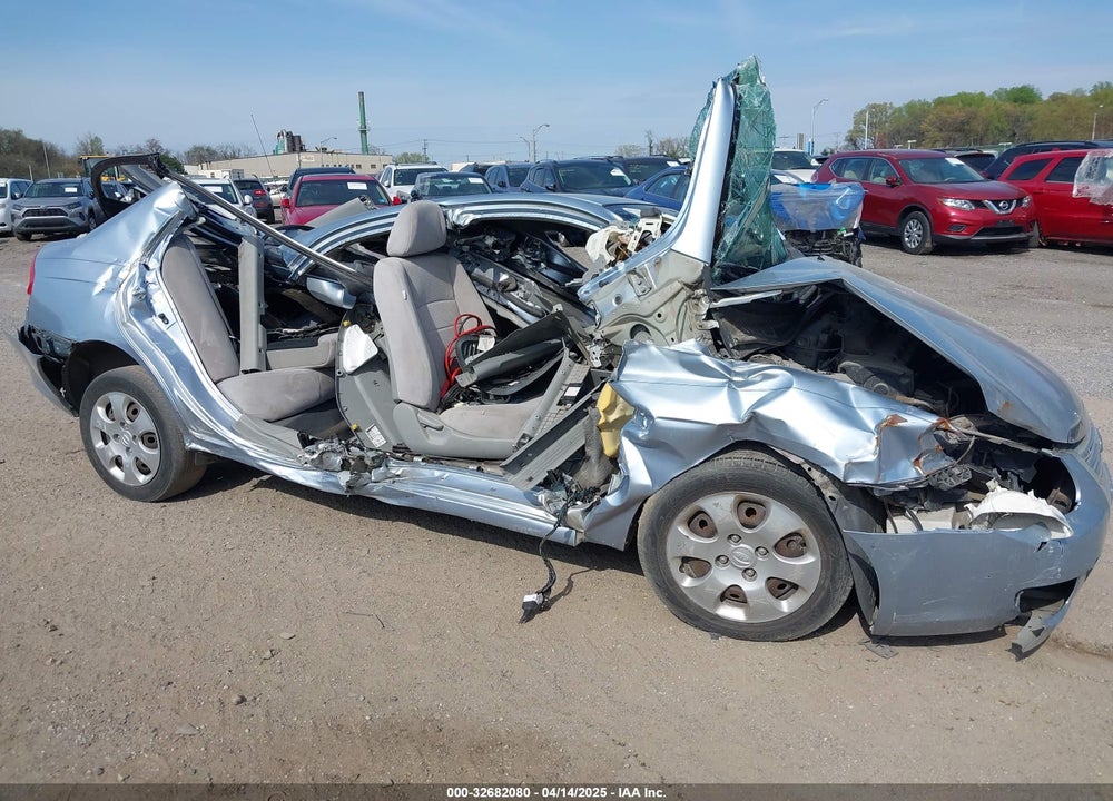 2008 KIA SPECTRA VIN: KNAFE122685502183