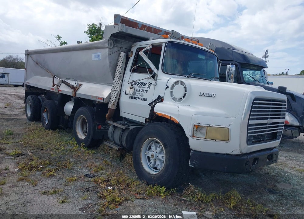1995 FORD L-SERIES LTS9000 VIN: 1FDZY90UXSVA67696