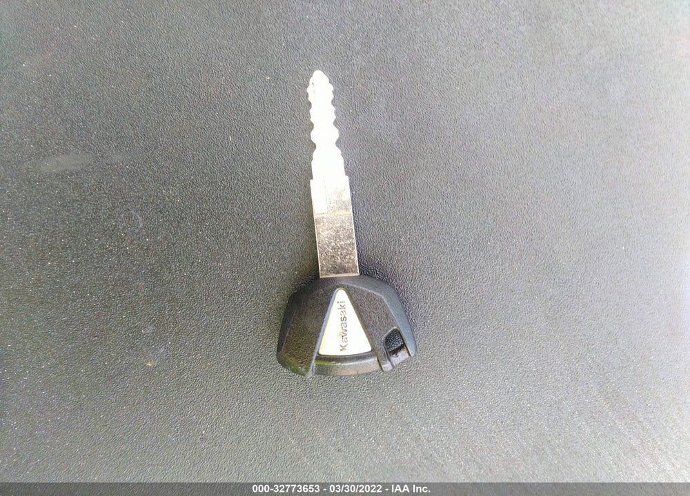 2014 KAWASAKI ZX636 E VIN: JKBZXJE10EA011582