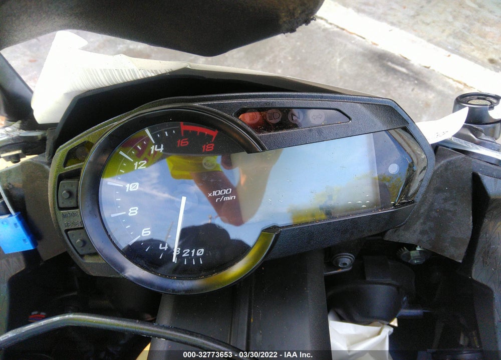 2014 KAWASAKI ZX636 E VIN: JKBZXJE10EA011582