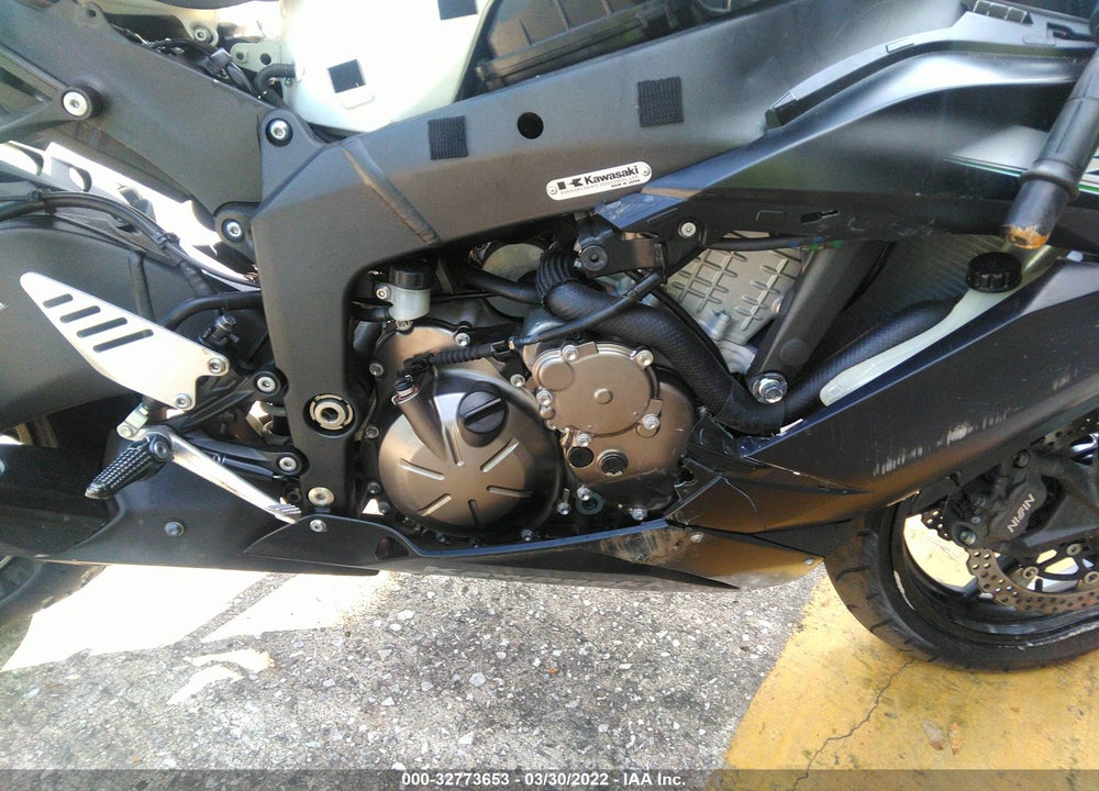 2014 KAWASAKI ZX636 E VIN: JKBZXJE10EA011582