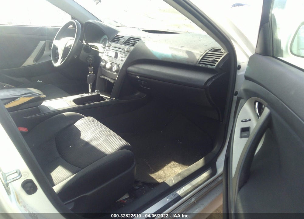 2011 TOYOTA CAMRY SE VIN: 4T1BF3EK1BU610614