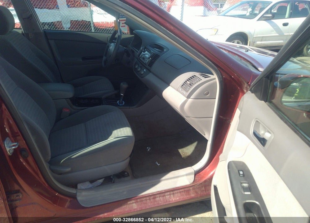 2005 TOYOTA CAMRY XLE/SE/STD/LE VIN: 4T1BE32K35U066967