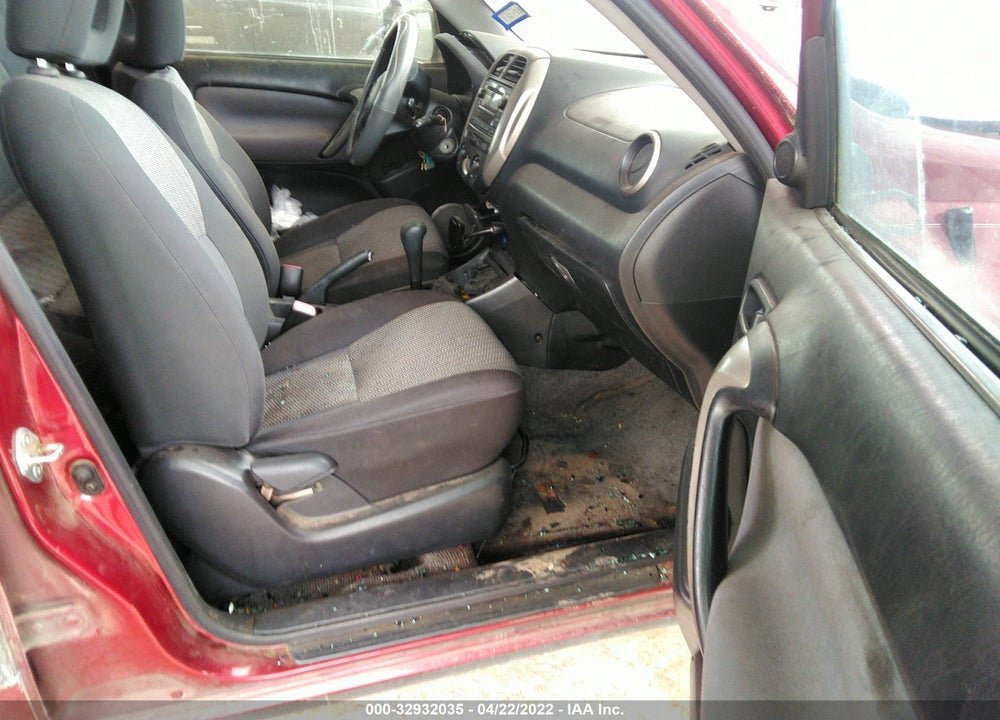 2005 TOYOTA RAV4 VIN: JTEGD20V650053024