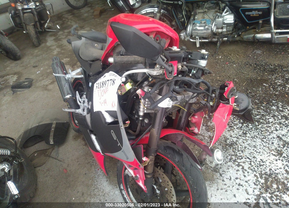 2016 HYOSUNG GT250 R VIN: KM4MJ6277G1700966
