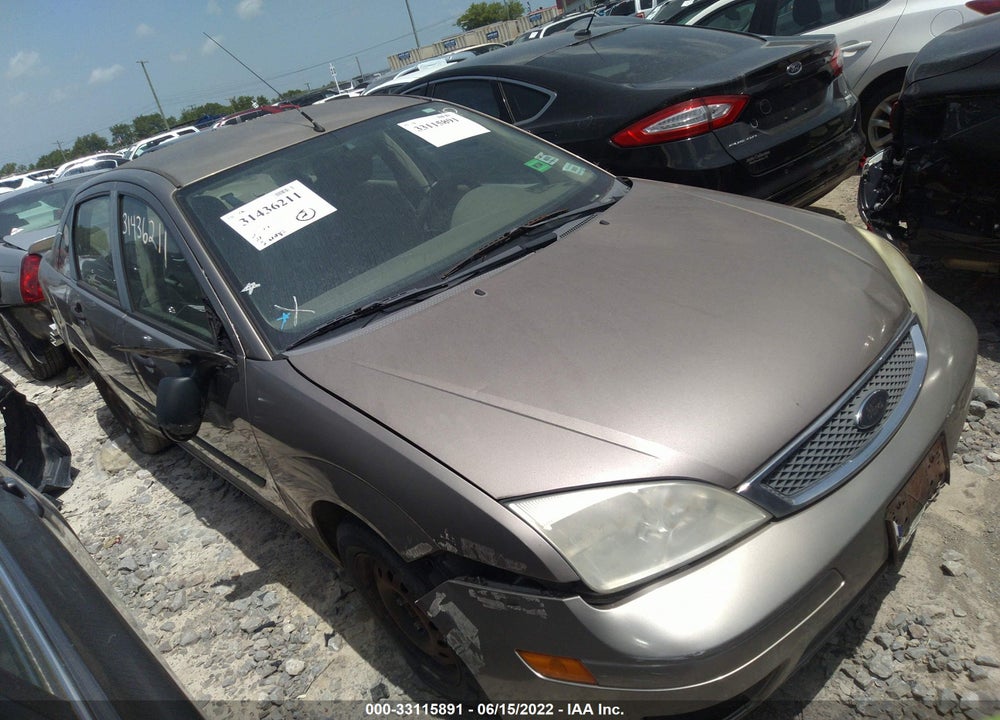 2005 FORD FOCUS ZX4 VIN: 1FAFP34N95W267676