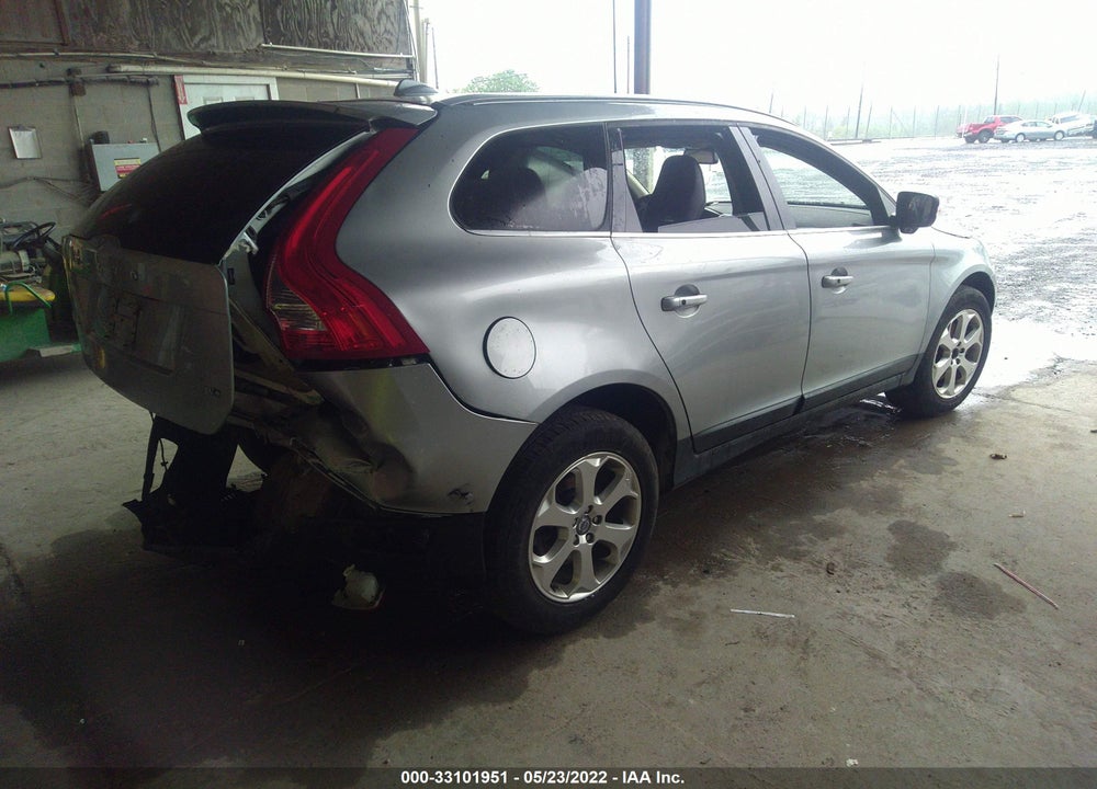 2013 VOLVO XC60 VIN: YV4940DZ9D2375591