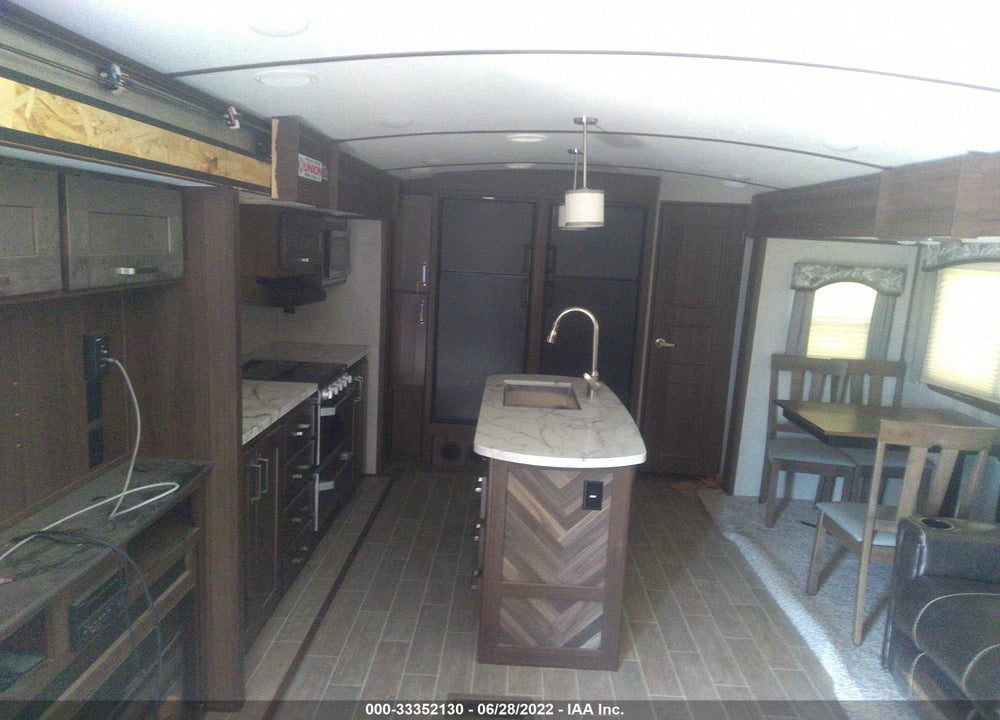2020 KEYSTONE LAREDO VIN: 4YDT33523LE600774