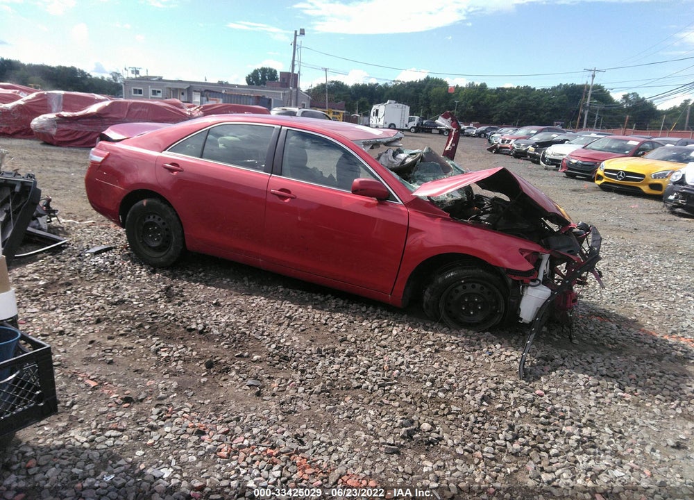 2011 TOYOTA CAMRY LE VIN: 4T1BF3EK3BU745657