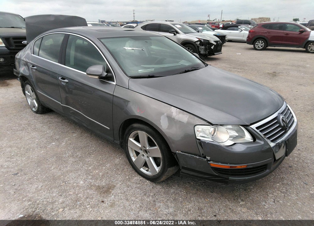 2008 VOLKSWAGEN PASSAT KOMFORT VIN: WVWAK73C58E210833