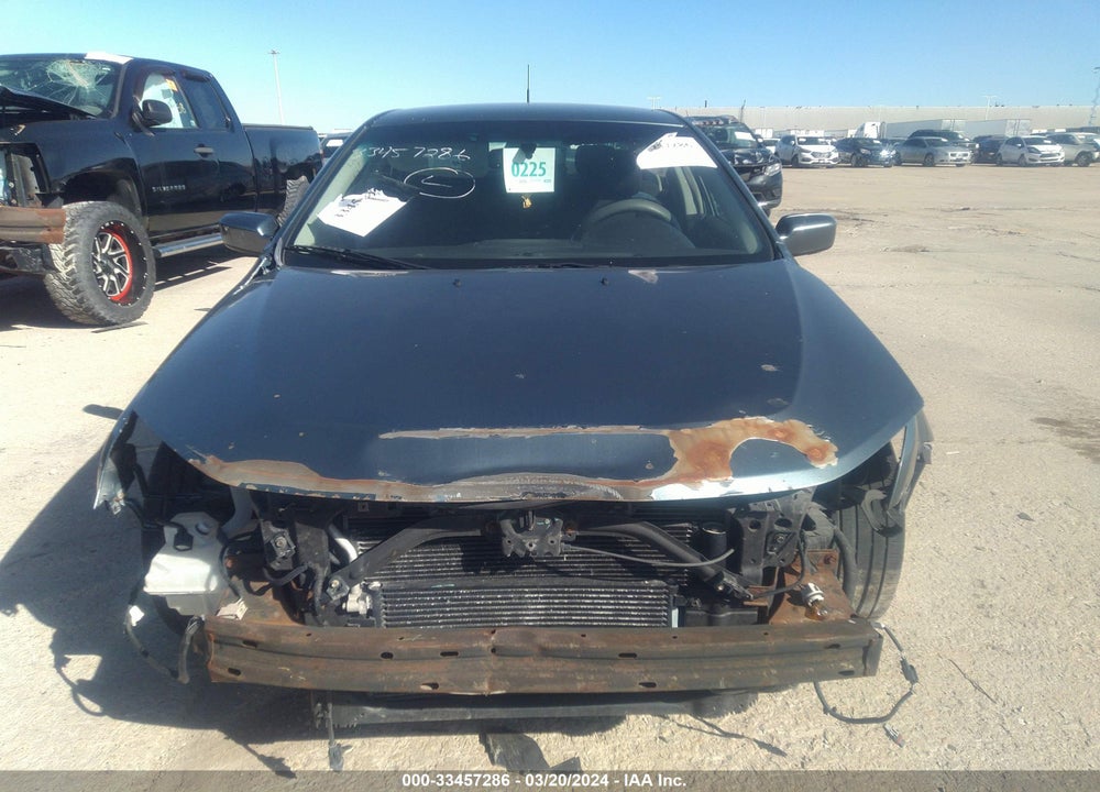 2011 FORD FUSION VIN: 3FADP0L34BR177128