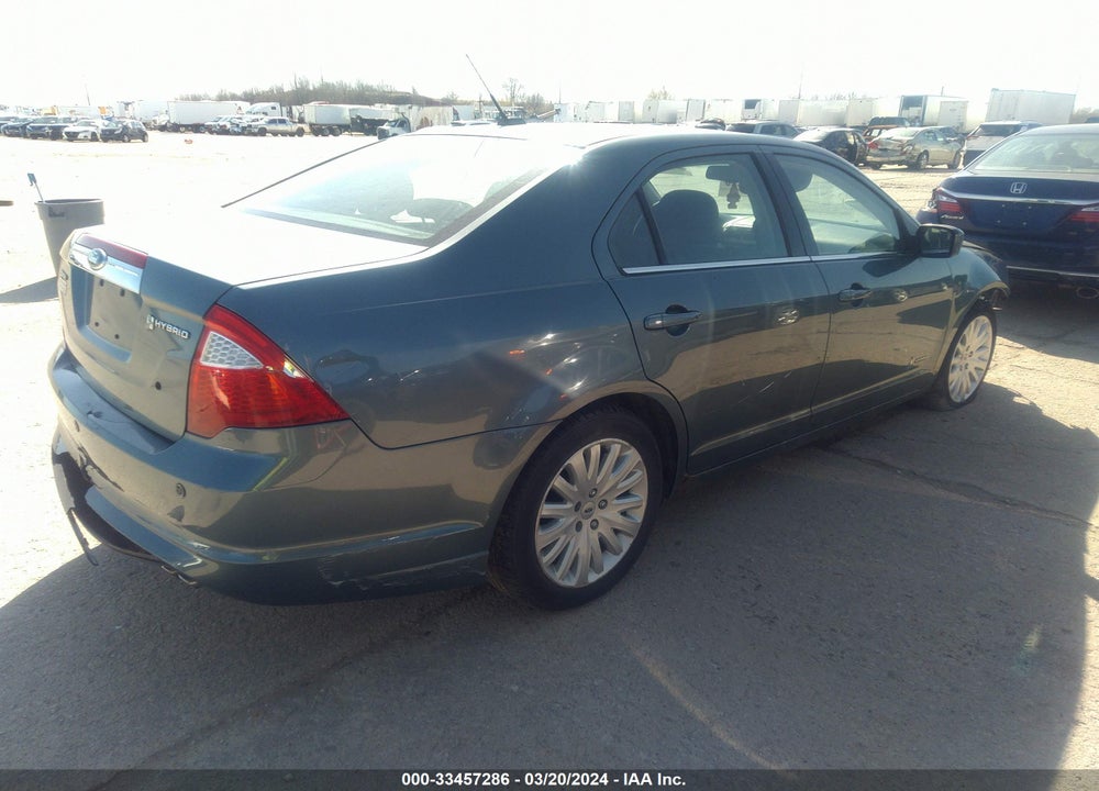 2011 FORD FUSION VIN: 3FADP0L34BR177128