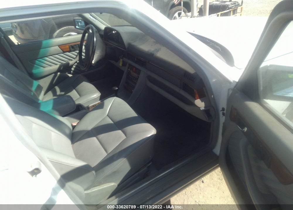 1990 MERCEDES-BENZ 420 SEL VIN: WDBCA35E5LA538271