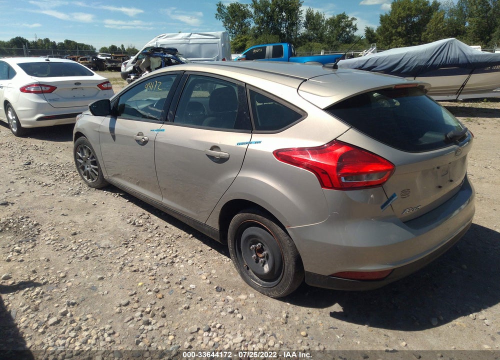 2015 FORD FOCUS SE VIN: 1FADP3K22FL348554