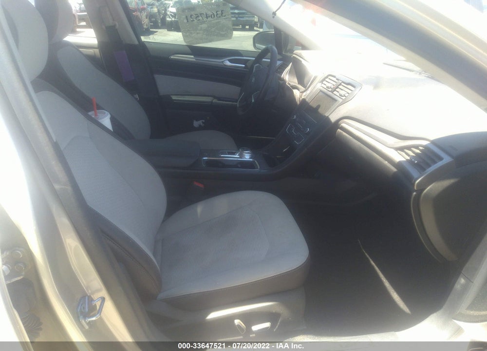 2019 FORD FUSION SE VIN: 3FA6P0HD0KR177752