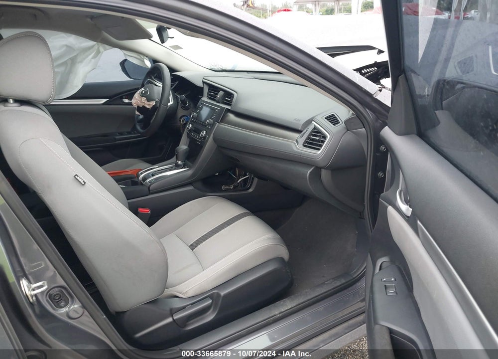 2019 HONDA CIVIC LX VIN: 2HGFC2F68KH580526