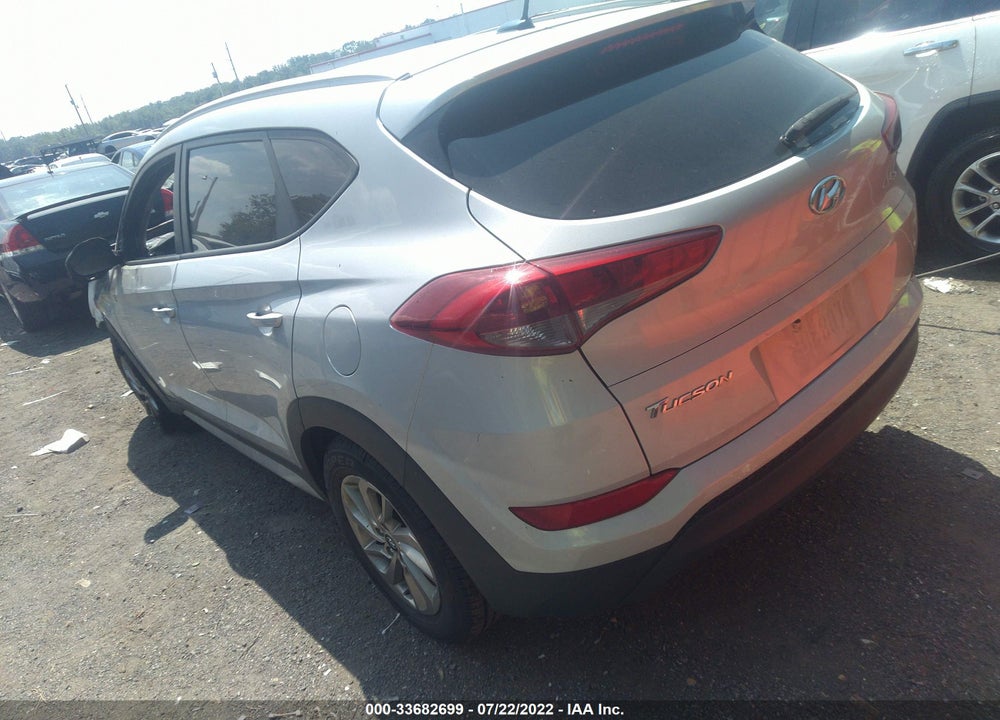2017 HYUNDAI TUCSON SE VIN: KM8J33A47HU554781
