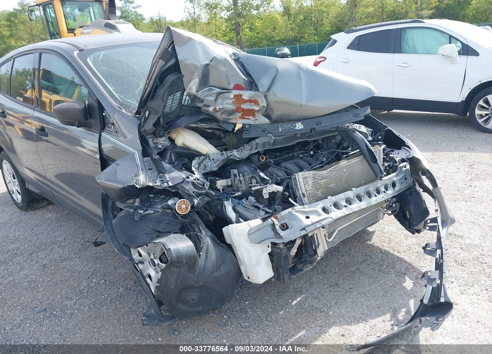 2013 FORD ESCAPE S VIN: 1FMCU0F7XDUC13375