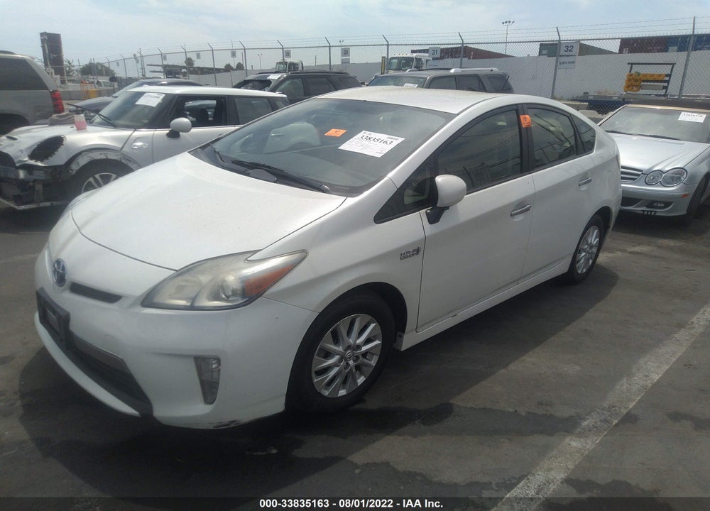 2015 TOYOTA PRIUS PLUG-IN VIN: JTDKN3DP5F3071673