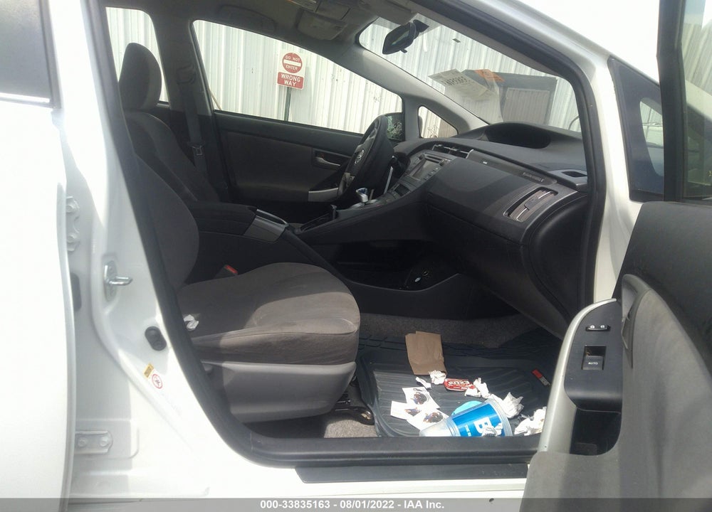 2015 TOYOTA PRIUS PLUG-IN VIN: JTDKN3DP5F3071673