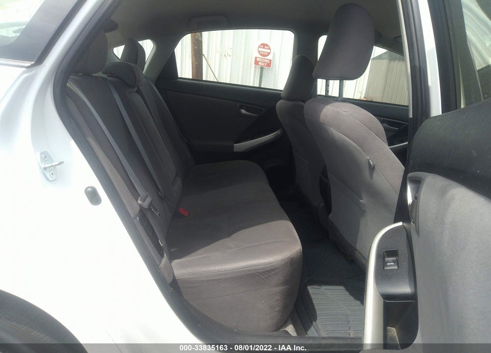 2015 TOYOTA PRIUS PLUG-IN VIN: JTDKN3DP5F3071673