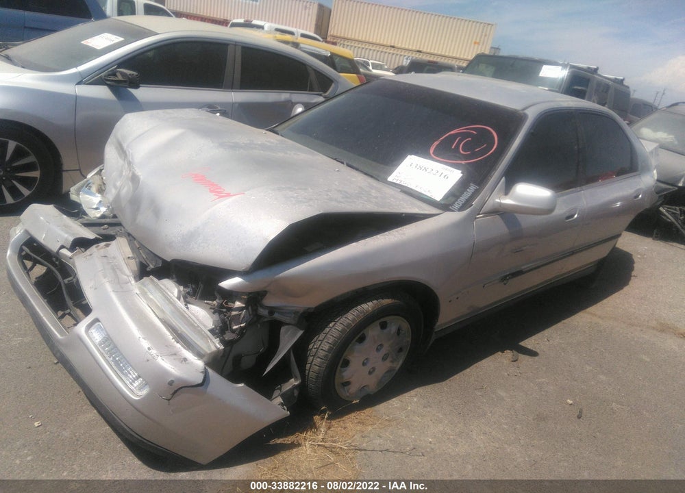 1997 HONDA ACCORD SDN LX VIN: 1HGCD5538VA258674