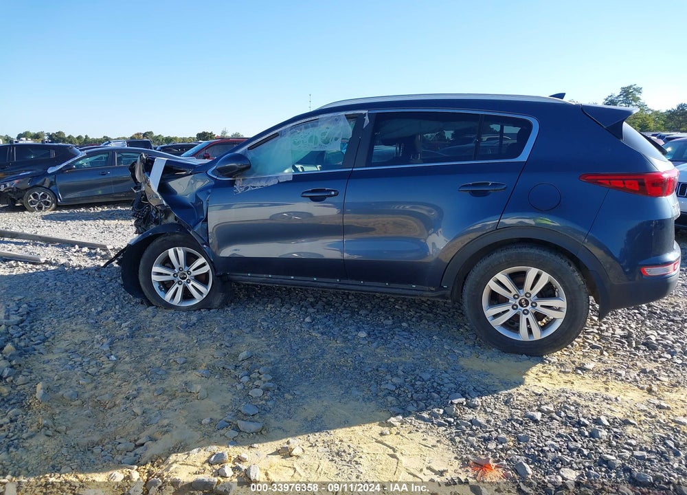 2018 KIA SPORTAGE LX VIN: KNDPMCAC6J7406032