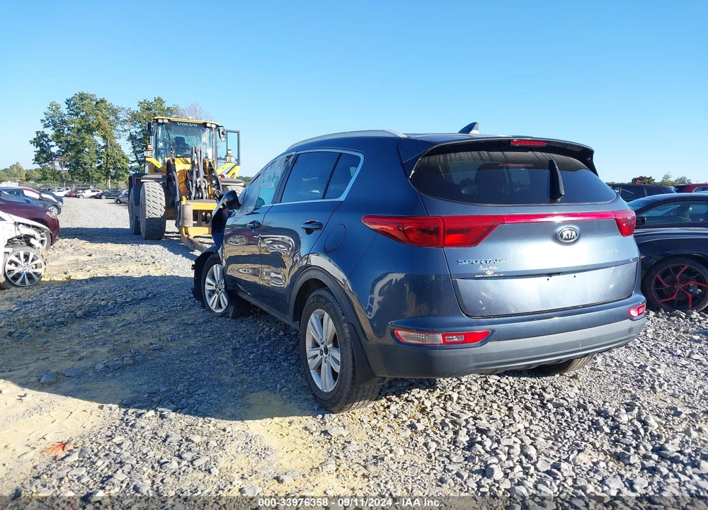 2018 KIA SPORTAGE LX VIN: KNDPMCAC6J7406032