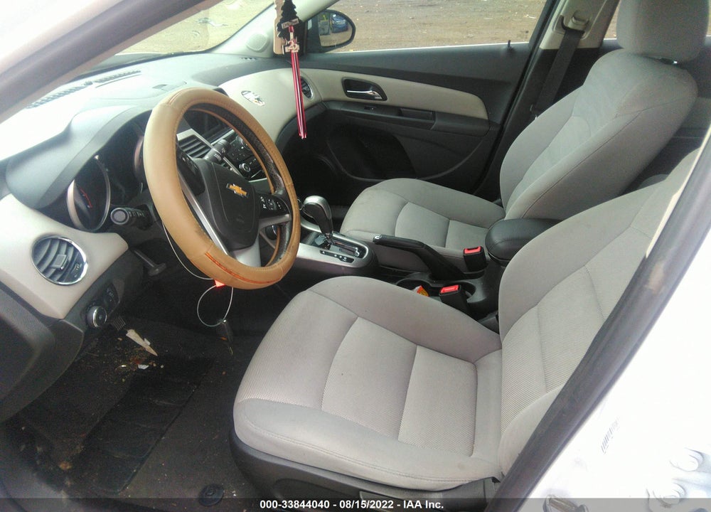 2014 CHEVROLET CRUZE 1LT AUTO VIN: 1G1PC5SB2E7351615