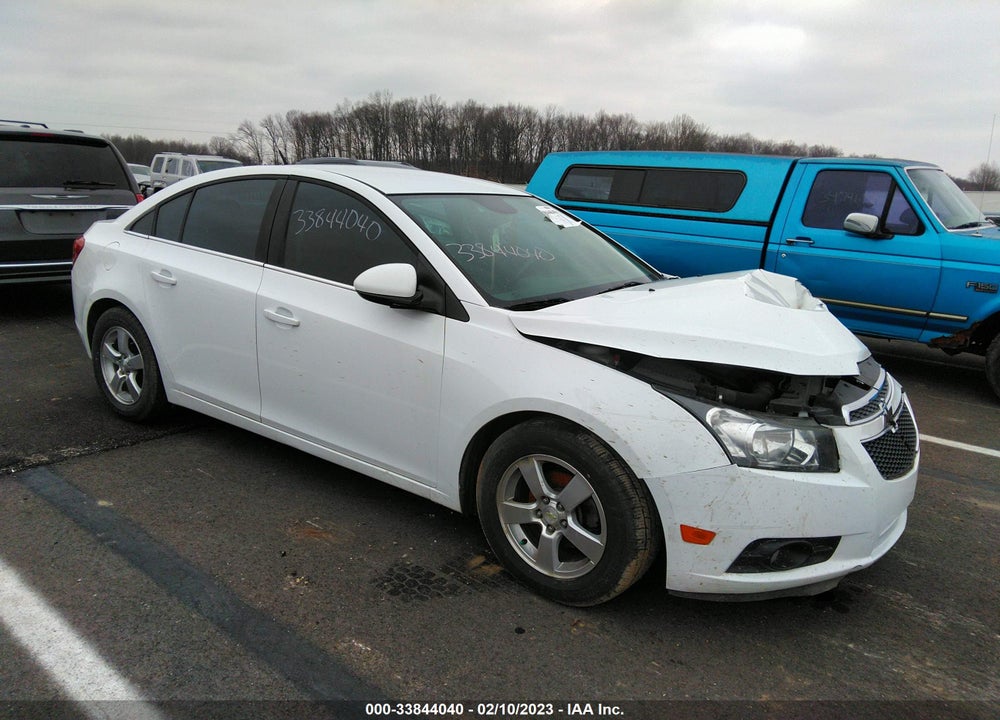 2014 CHEVROLET CRUZE 1LT AUTO VIN: 1G1PC5SB2E7351615