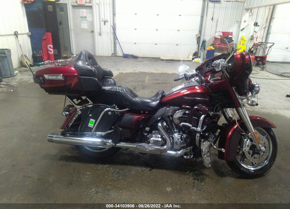 2014 HARLEY-DAVIDSON FLHTKSE CVO LIMITED VIN: 1HD1TEN17EB953017