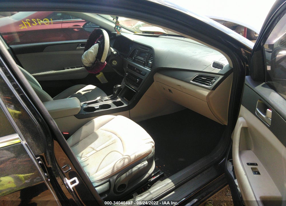 2015 HYUNDAI SONATA SE VIN: 5NPE24AF0FH039967