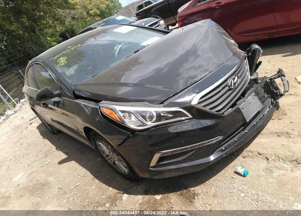 2015 HYUNDAI SONATA SE VIN: 5NPE24AF0FH039967