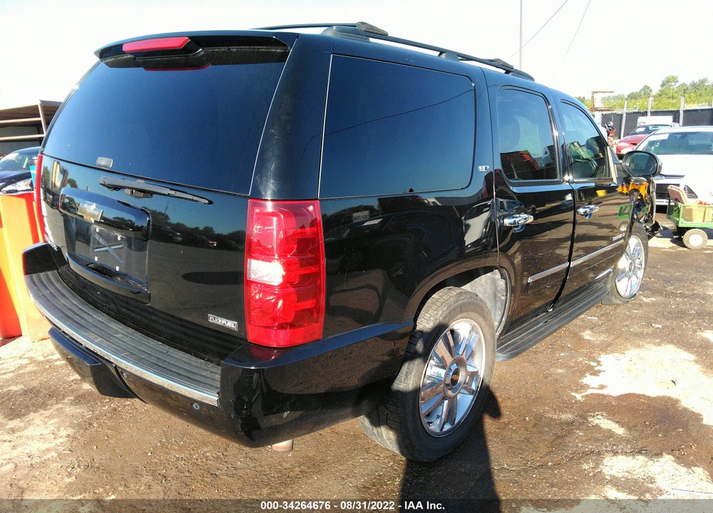 2009 CHEVROLET TAHOE LTZ VIN: 1GNFK33049R132339