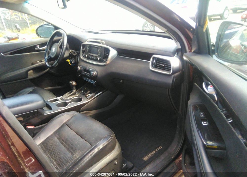 2016 KIA SORENTO 2.0T EX VIN: 5XYPH4A16GG014043