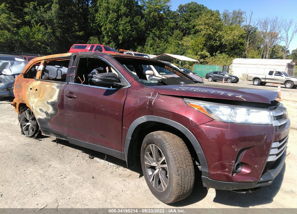 2019 TOYOTA HIGHLANDER LE VIN: 5TDBZRFH5KS994287