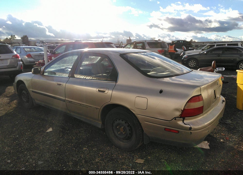 1994 HONDA ACCORD LX VIN: JHMCD5641RC034810