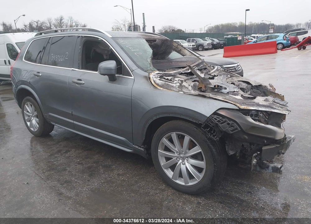 2016 VOLVO XC90 T6 MOMENTUM VIN: YV4A22PK5G1017010