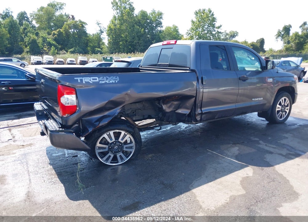 2018 TOYOTA TUNDRA 4WD VIN: 5TFUY5F19JX775462