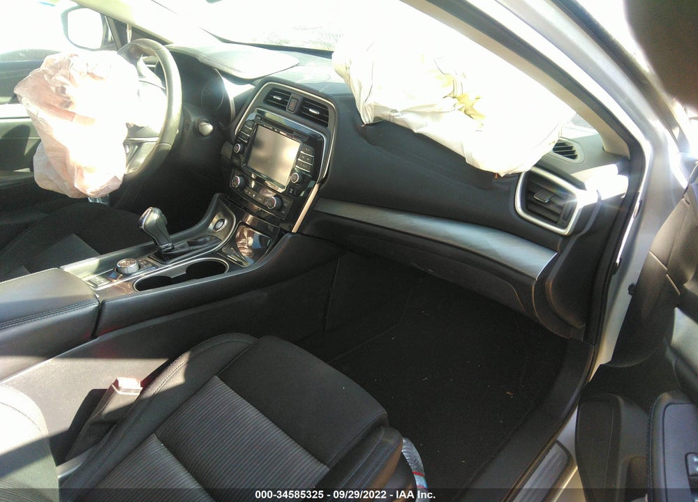 2017 NISSAN MAXIMA VIN: 1N4AA6AP6HC440532