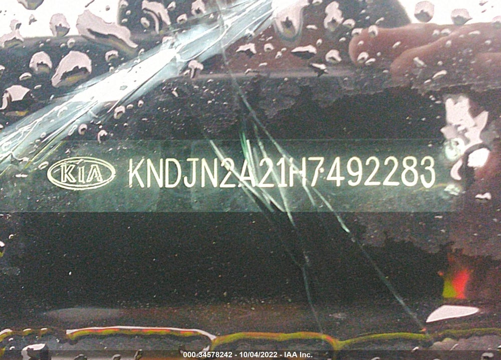 2017 KIA SOUL VIN: KNDJN2A21H7492283