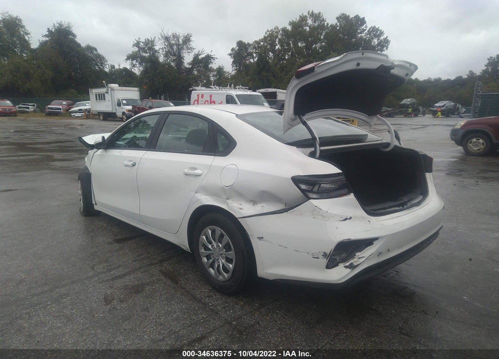 2021 KIA FORTE VIN: 3KPF24AD1ME353552