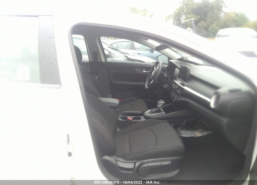 2021 KIA FORTE VIN: 3KPF24AD1ME353552