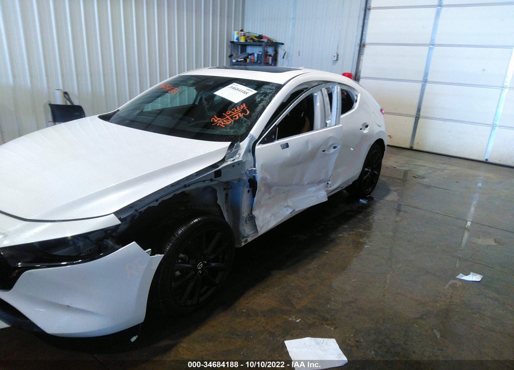 2021 MAZDA MAZDA3 HATCHBACK VIN: JM1BPBML2M1347401