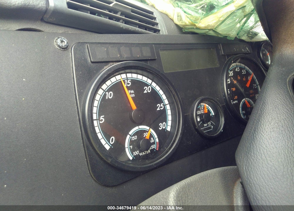 2016 FREIGHTLINER CASCADIA 125 VIN: 3AKJGLD52GSGU6348