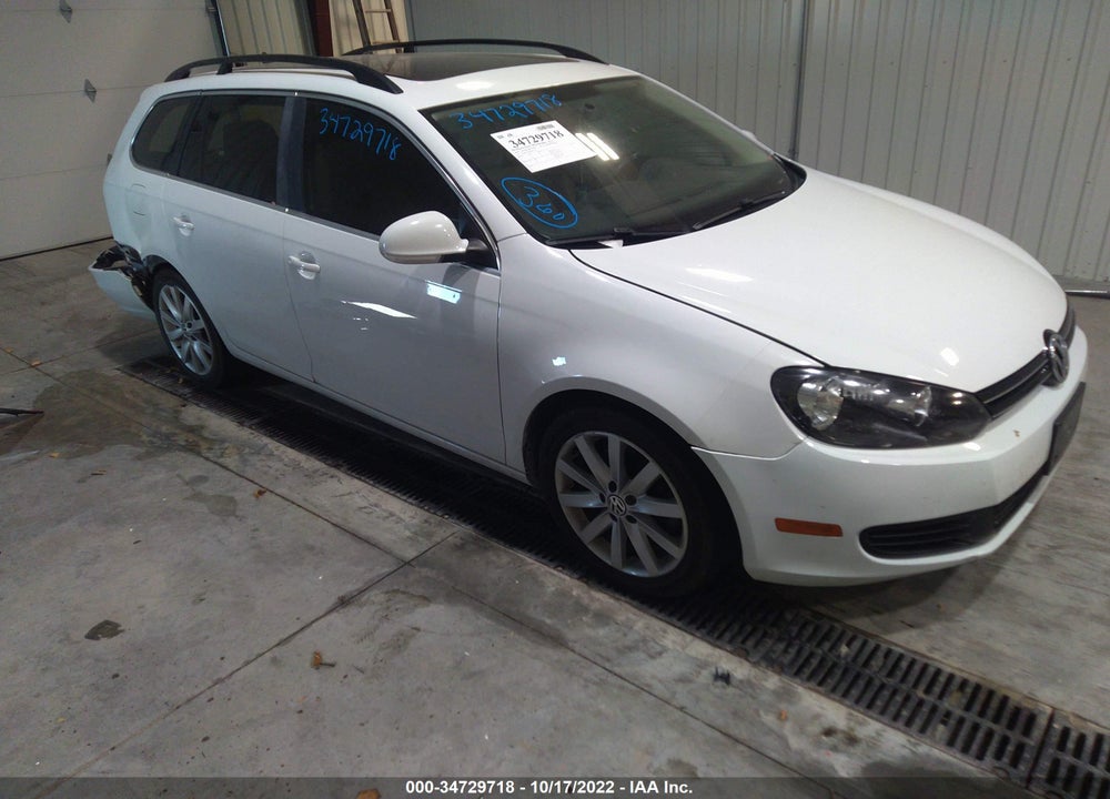2014 VOLKSWAGEN JETTA SPORTWAGEN 2.0L TDI VIN: 3VWML7AJ8EM615356