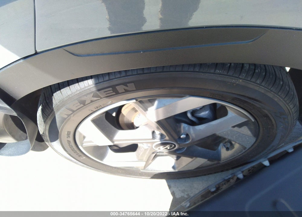 2022 HYUNDAI VENUE SEL VIN: KMHRC8A3XNU137819
