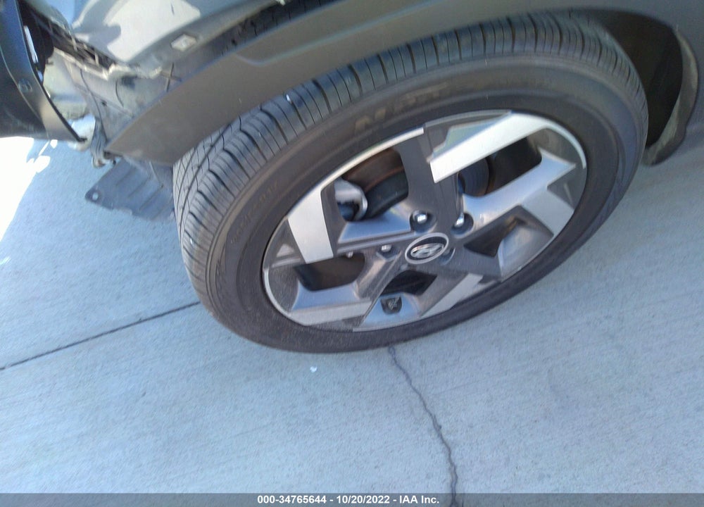 2022 HYUNDAI VENUE SEL VIN: KMHRC8A3XNU137819